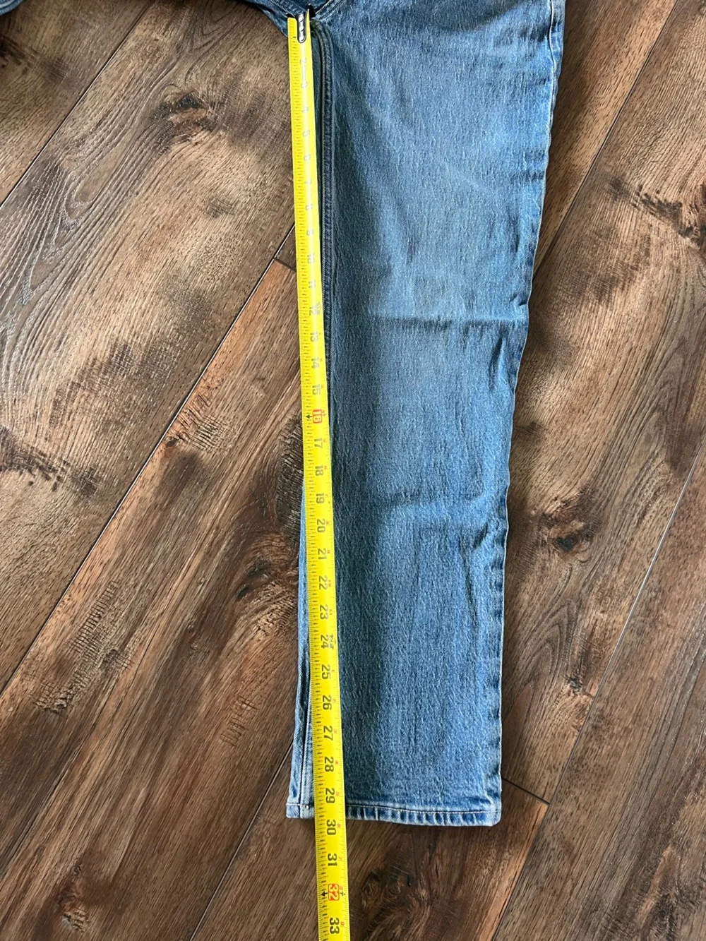 Abercrombie & Fitch Mid Rise 90’s Straight Leg Women’s Jeans Denim  Size 28